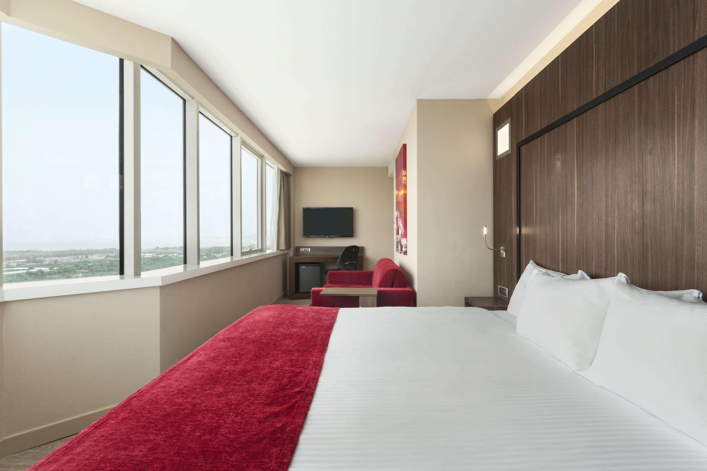 Ramada Encore By Wyndham Измир Екстериор снимка