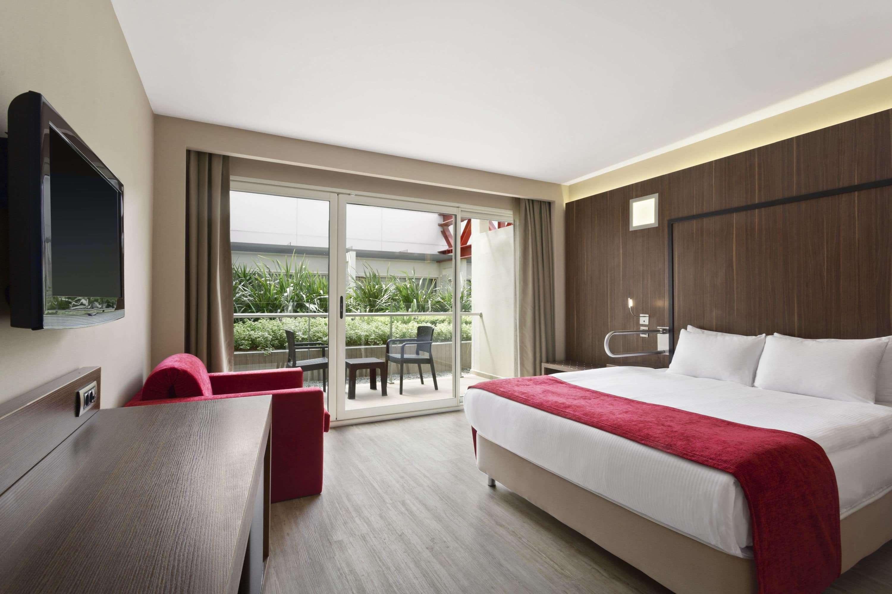 Ramada Encore By Wyndham Измир Екстериор снимка