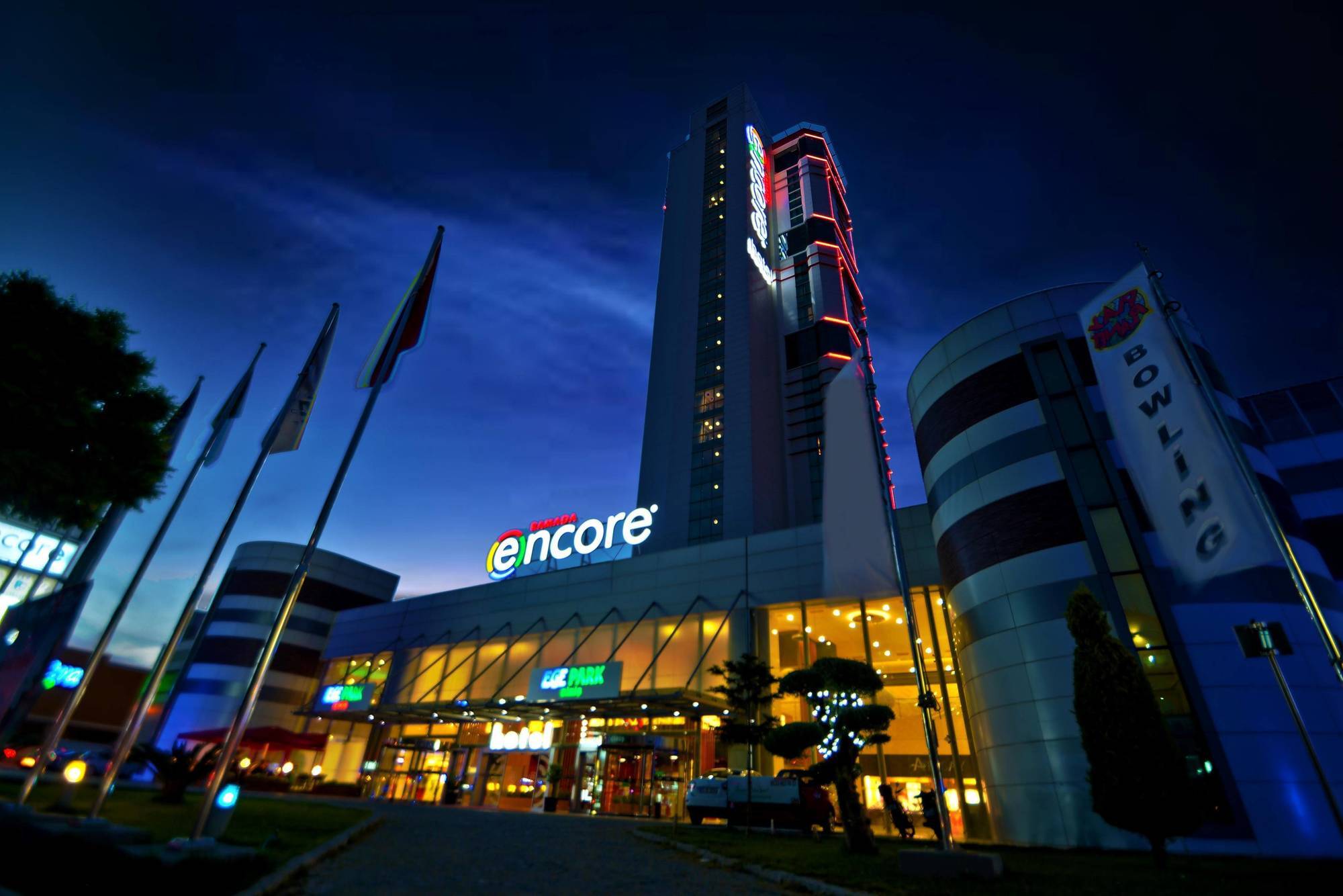 Ramada Encore By Wyndham Измир Екстериор снимка